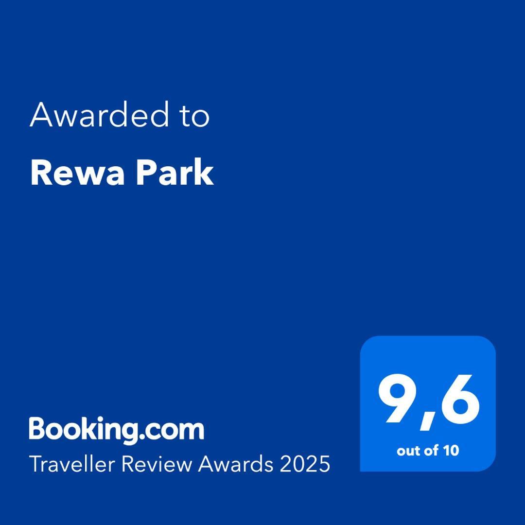 Rewa Park Appartement Buitenkant foto